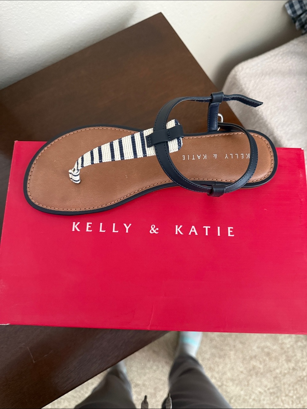 Kelly & Katie Red Patterned Shoe Box with White Size Sticker